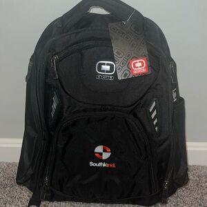 🔥🔥Brand New OGIO book bag!🔥🔥